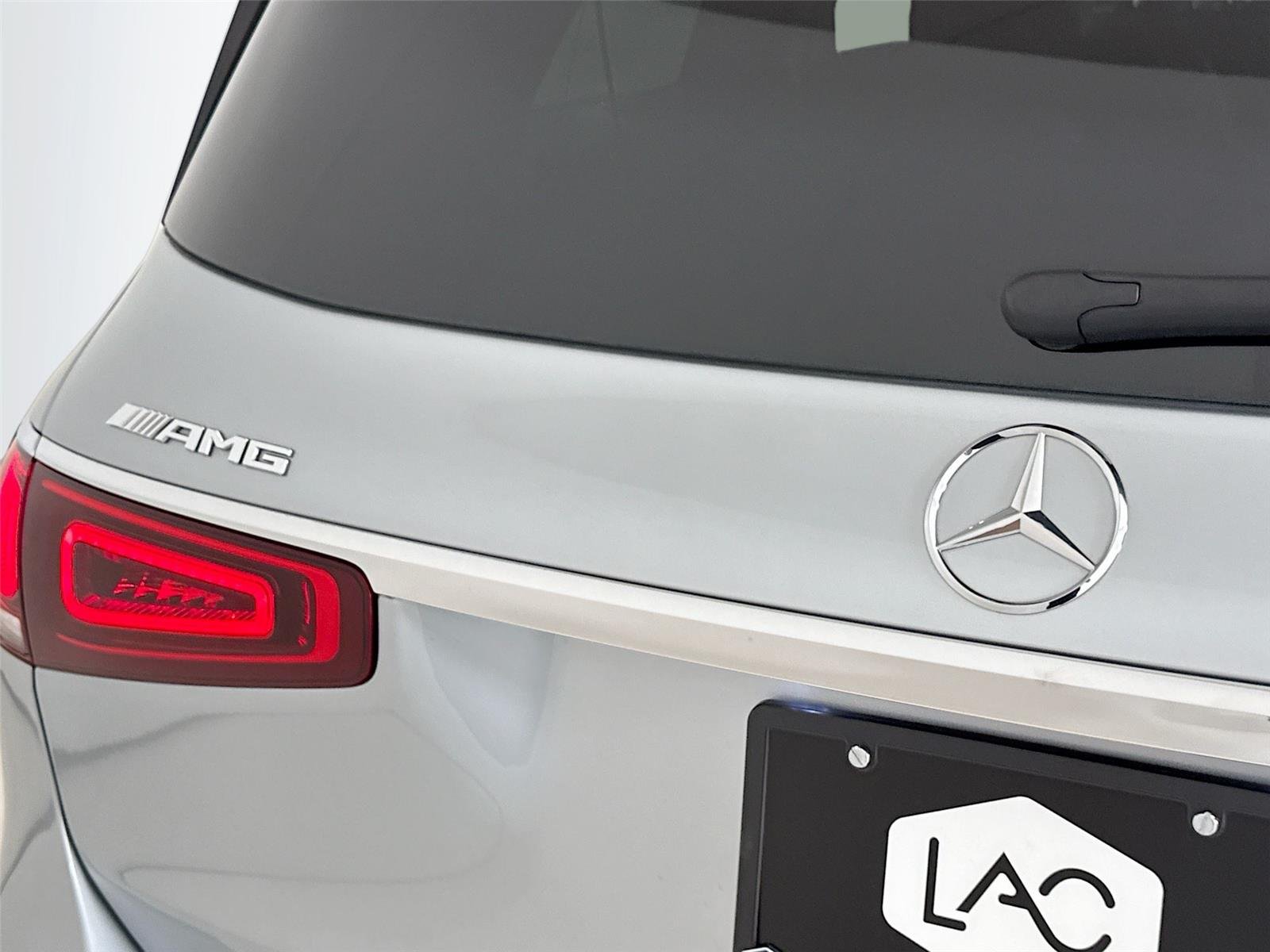 Used 2023 Cirrus Silver Metallic Mercedes-Benz AMG® GLS 63 | AMG® Performance Steering Wheel | Heated/Cooled Seats image 43