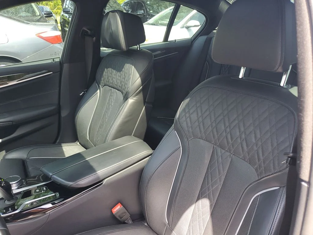 Used 2021 Black BMW 540i image 20