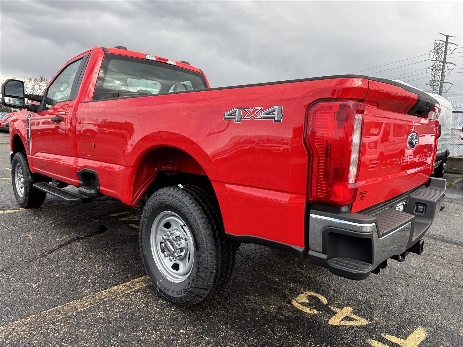 2026 Ford F-350 Super Duty XL - Photo 6