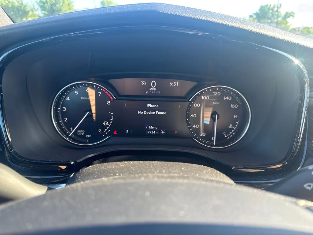 Used 2021 Crystal White Tri-Coat Cadillac Premium Luxury image 18