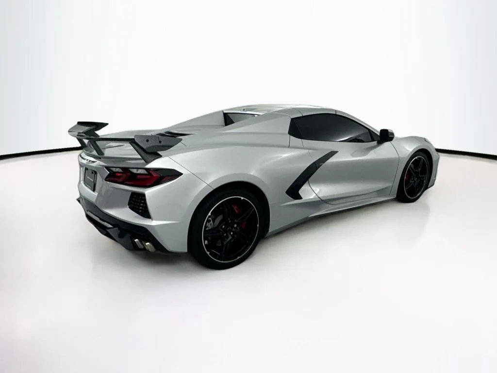 Used 2020 Silver Chevrolet Stingray image 33