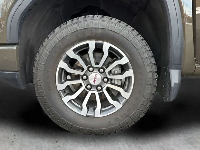 Used 2024 Brown GMC AT4 image 34
