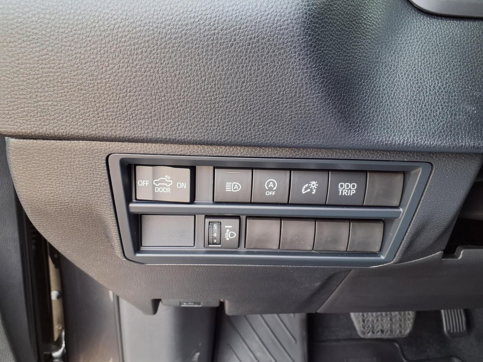 2026 Toyota Tundra SR5 - Photo 9