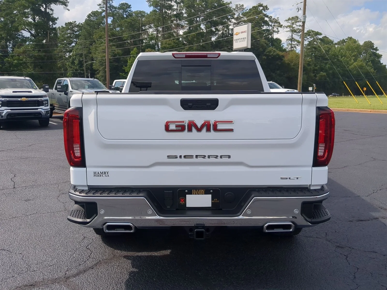 New 2026 Summit White GMC SLT image 31