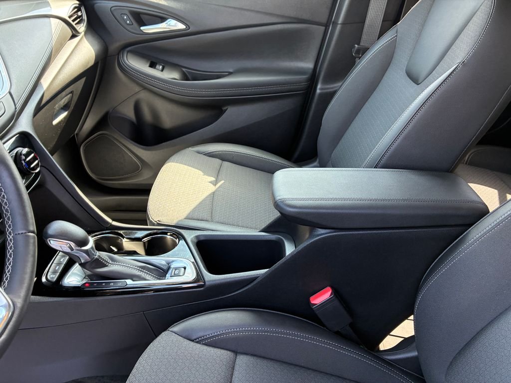 Used 2023 Gray Buick Select image 17
