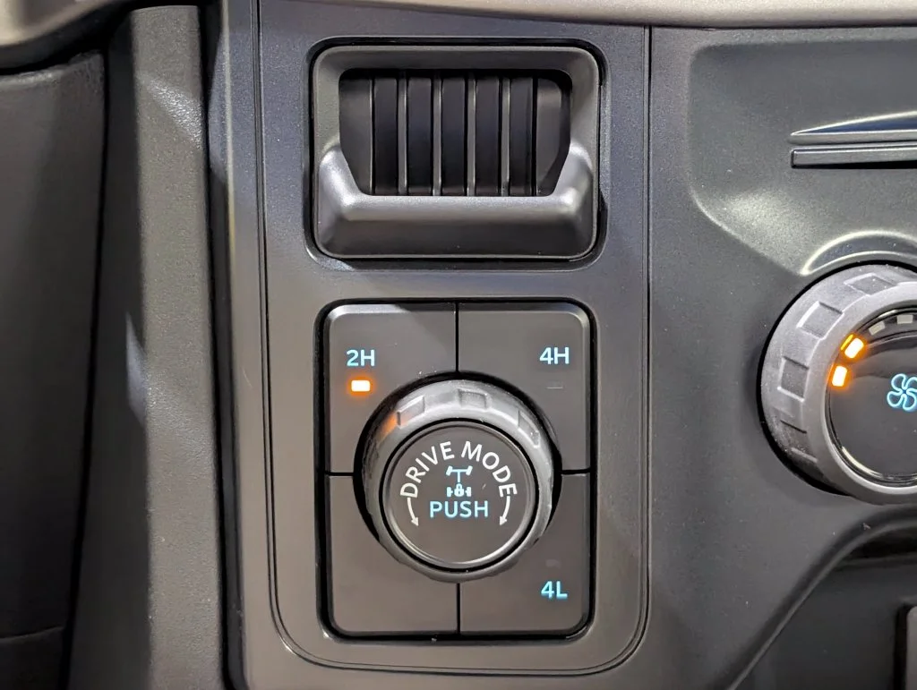 New 2026 Agate Black Metallic Ford XL image 6