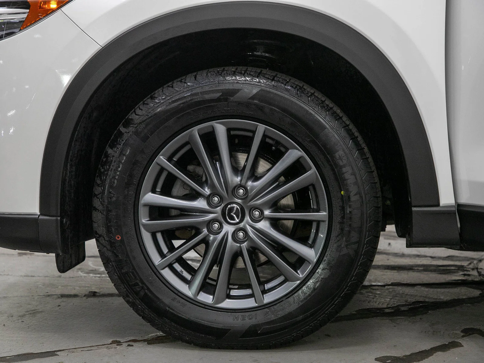 Used 2020 Snowflake White Pearl Mica Mazda Touring image 28