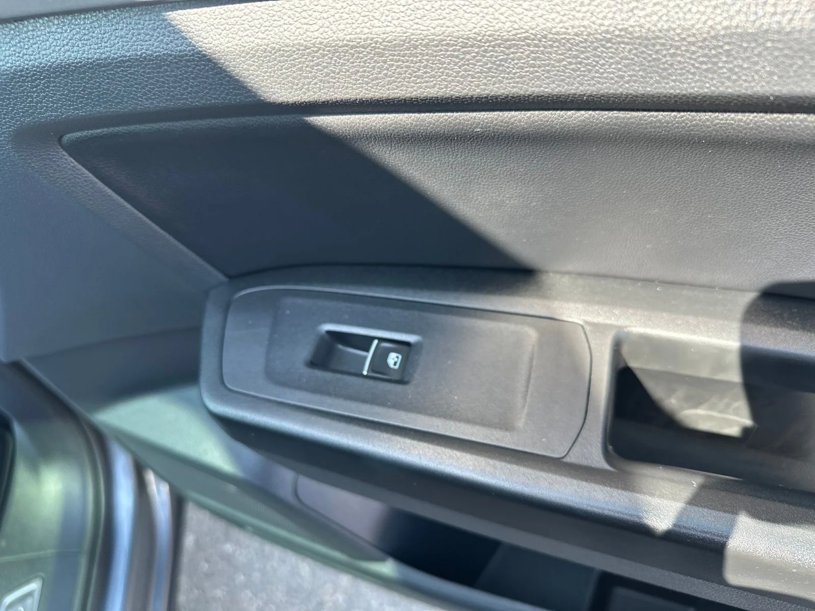 Used 2019 Gray Volkswagen SEL Premium image 55