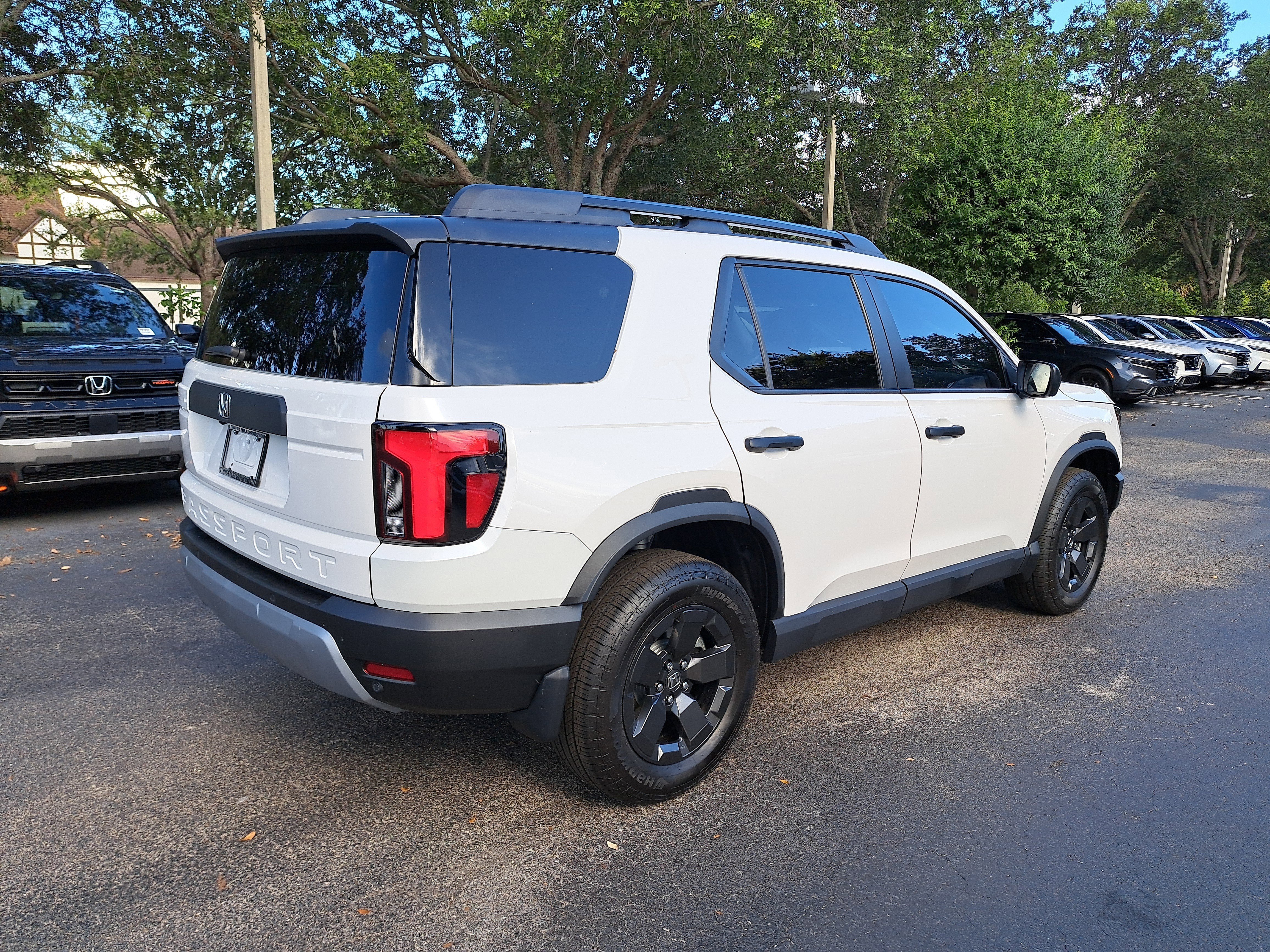 New 2026 Platinum White Pearl Honda RTL image 6