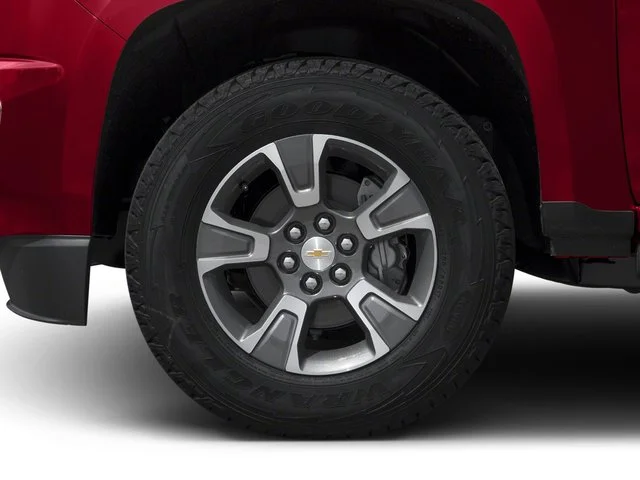 Used 2018 Black Chevrolet 4WD Z71 image 14