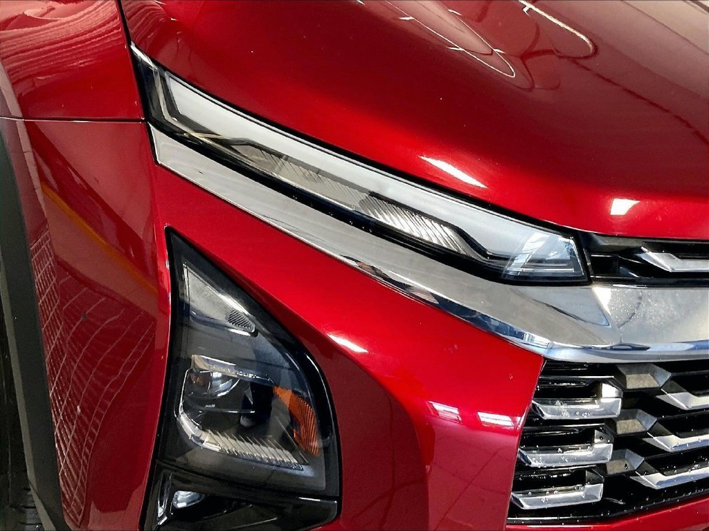 Used 2025 Red Chevrolet LT image 32