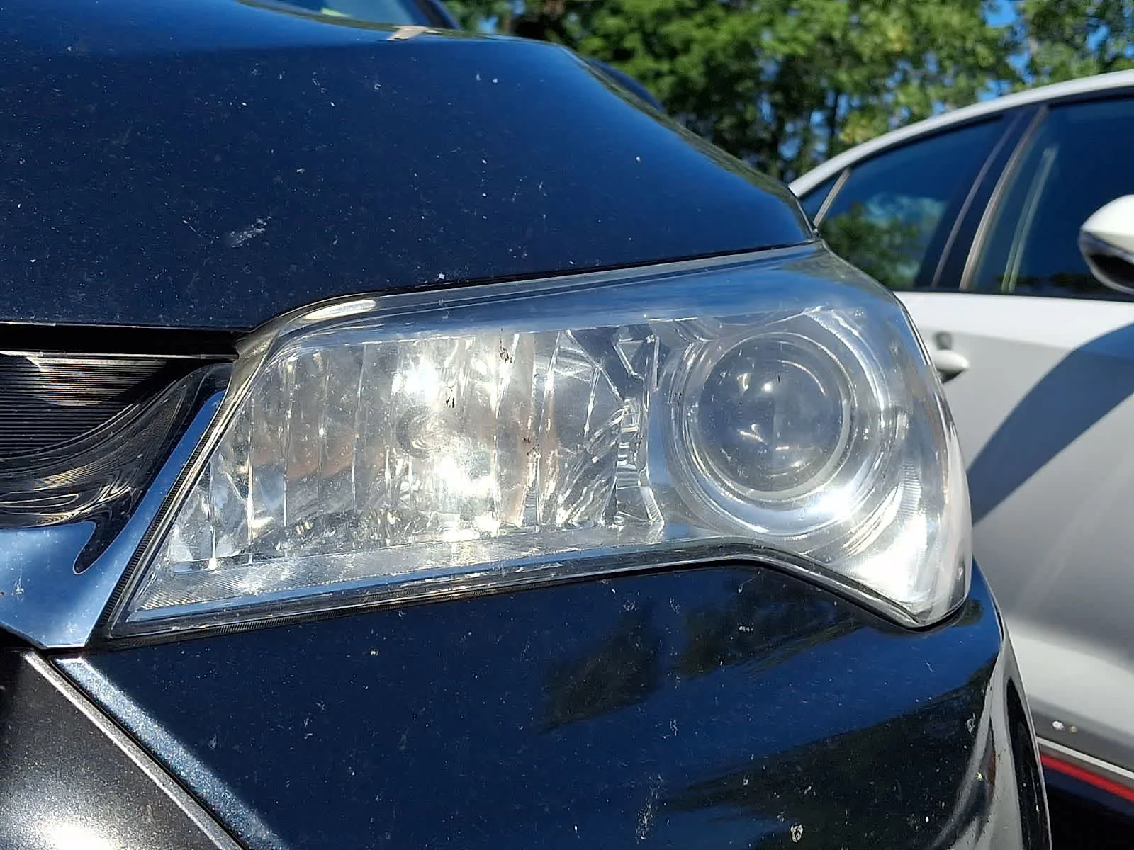 Used 2016 Cosmic Gray Mica Toyota LE image 4
