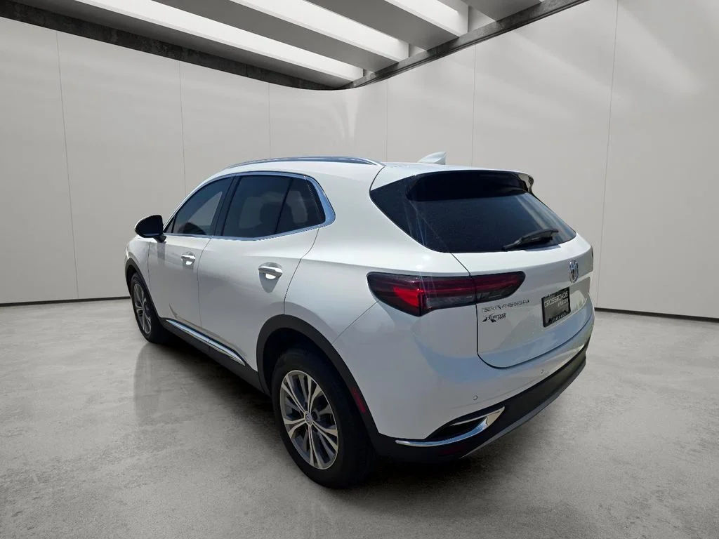 Used 2023 Summit White Buick Preferred image 3