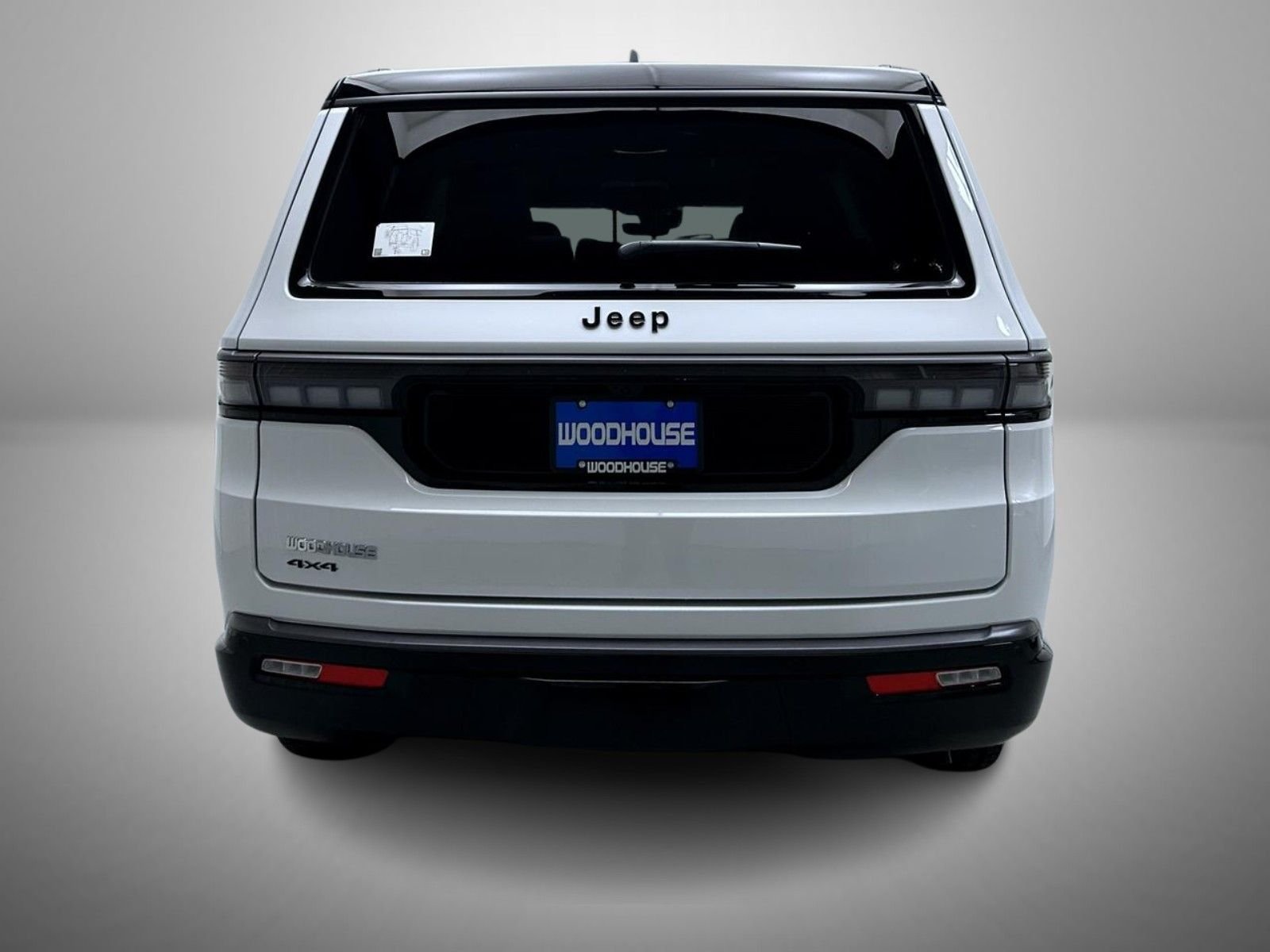 New 2026 Bright White Clear-Coat Exterior Paint Jeep Upland image 6