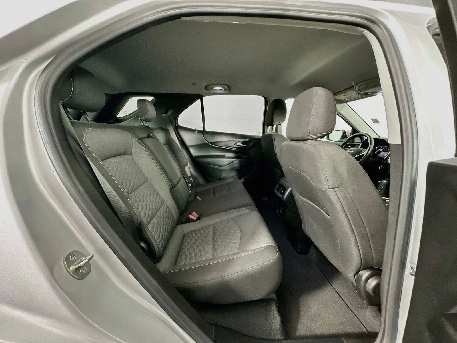 Used 2020 Silver Ice Metallic Chevrolet LT image 28