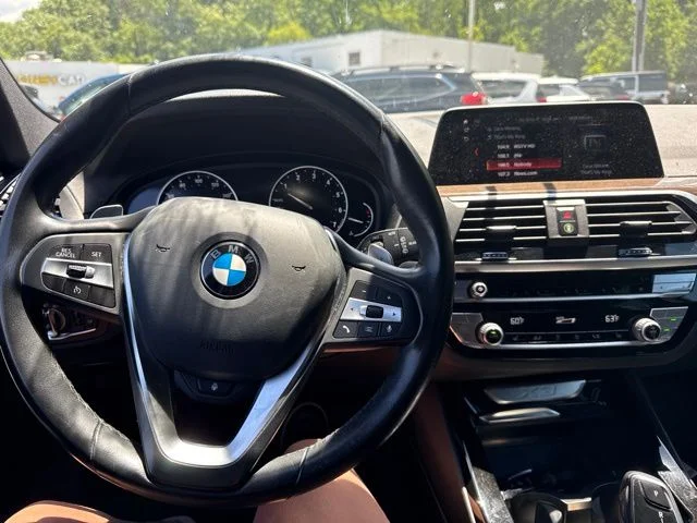 Used 2020 White BMW xDrive30i image 8