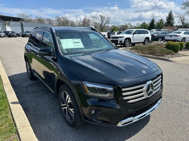 New 2026 Night Black Mercedes-Benz GLB 250 image 7