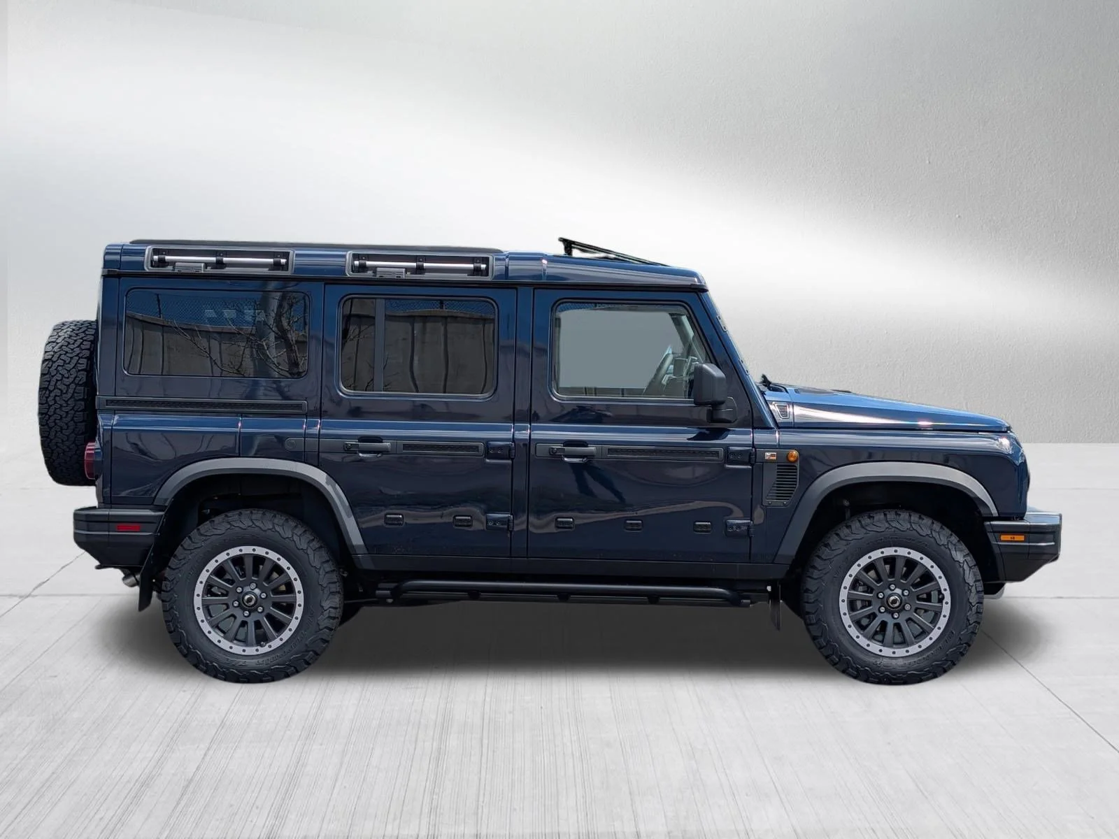 New 2026 Britannia Blue INEOS Fieldmaster Edition image 9
