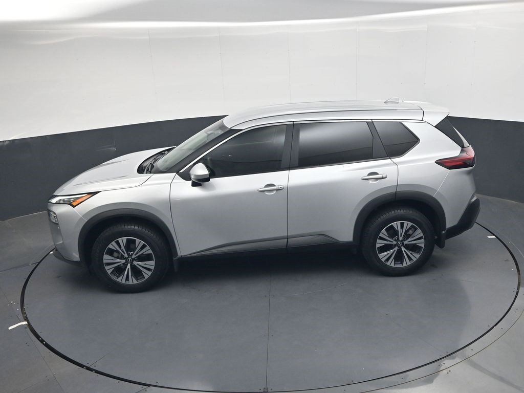 Used 2023 Brilliant Silver Metallic Nissan SV image 36