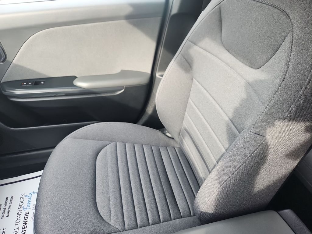 Used 2025 Black Kia EX image 28
