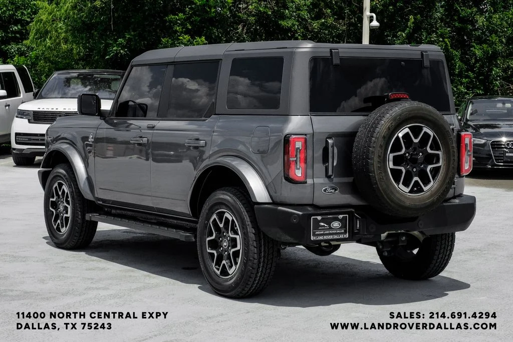 Used 2024 Gray Metallic Ford Outer Banks image 12