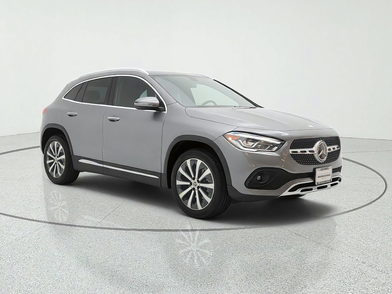 Used 2023 Mountain Grey Metallic Mercedes-Benz GLA 250 SUV image 3