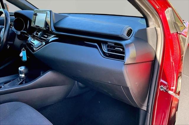 Certified Used 2018 RUBY FLARE PEARL Toyota  image 19