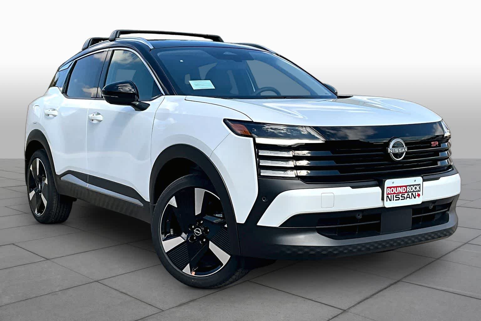 New 2026 Aspen White Tricoat/Super Black Nissan SR image 2