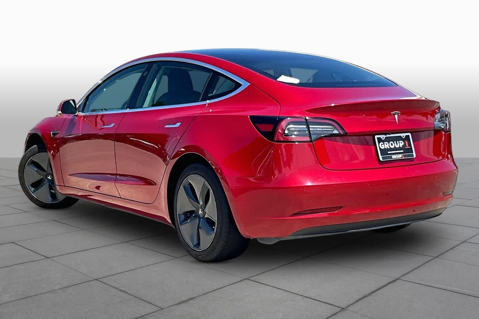 Used 2020 Red Multi-Coat Tesla Standard Range Plus image 9