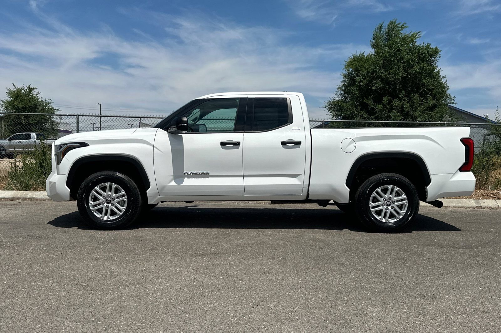 Used 2023 White Toyota SR5 image 6