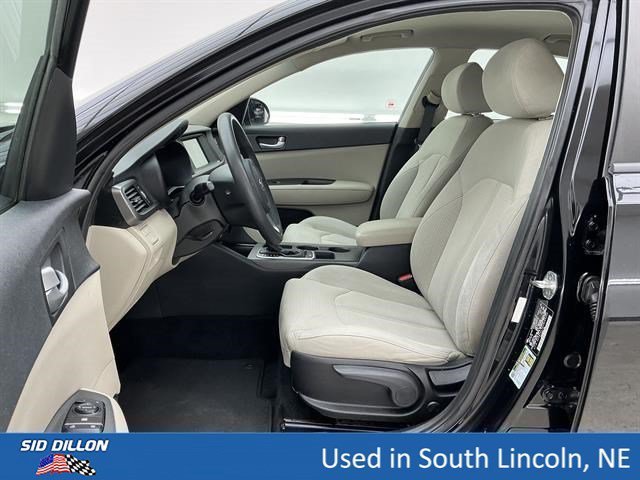 Used 2018 Ebony Black Kia LX image 17