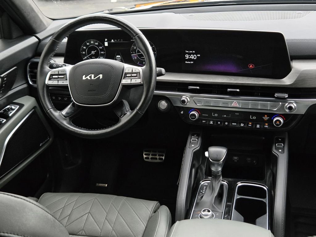Used 2023 Ebony Black Kia SX-Prestige X-Pro image 25