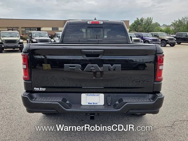 New 2026 Diamond Black Crystal Pearl-Coat Exterior Paint RAM Tradesman image 10