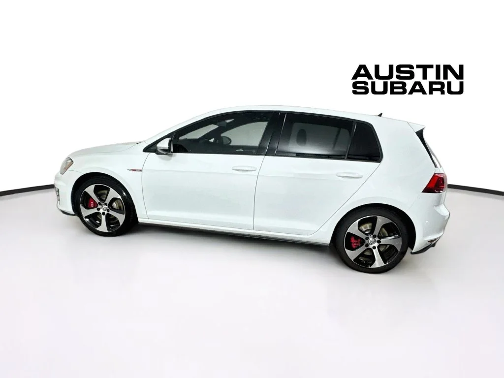 Used 2017 White Volkswagen Autobahn image 4