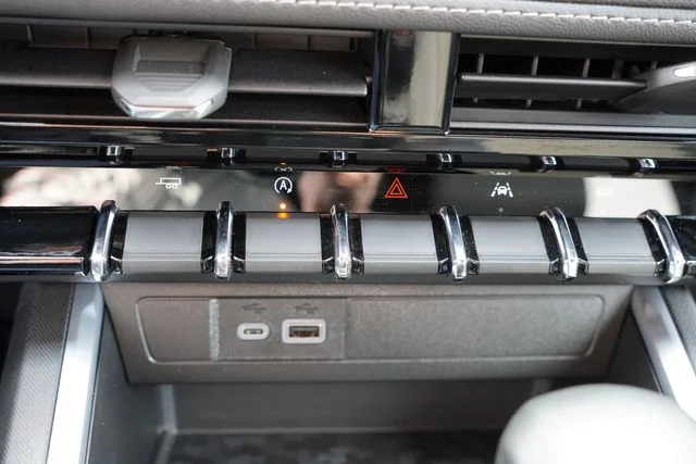 2024 Chevrolet Colorado LT - Photo 26