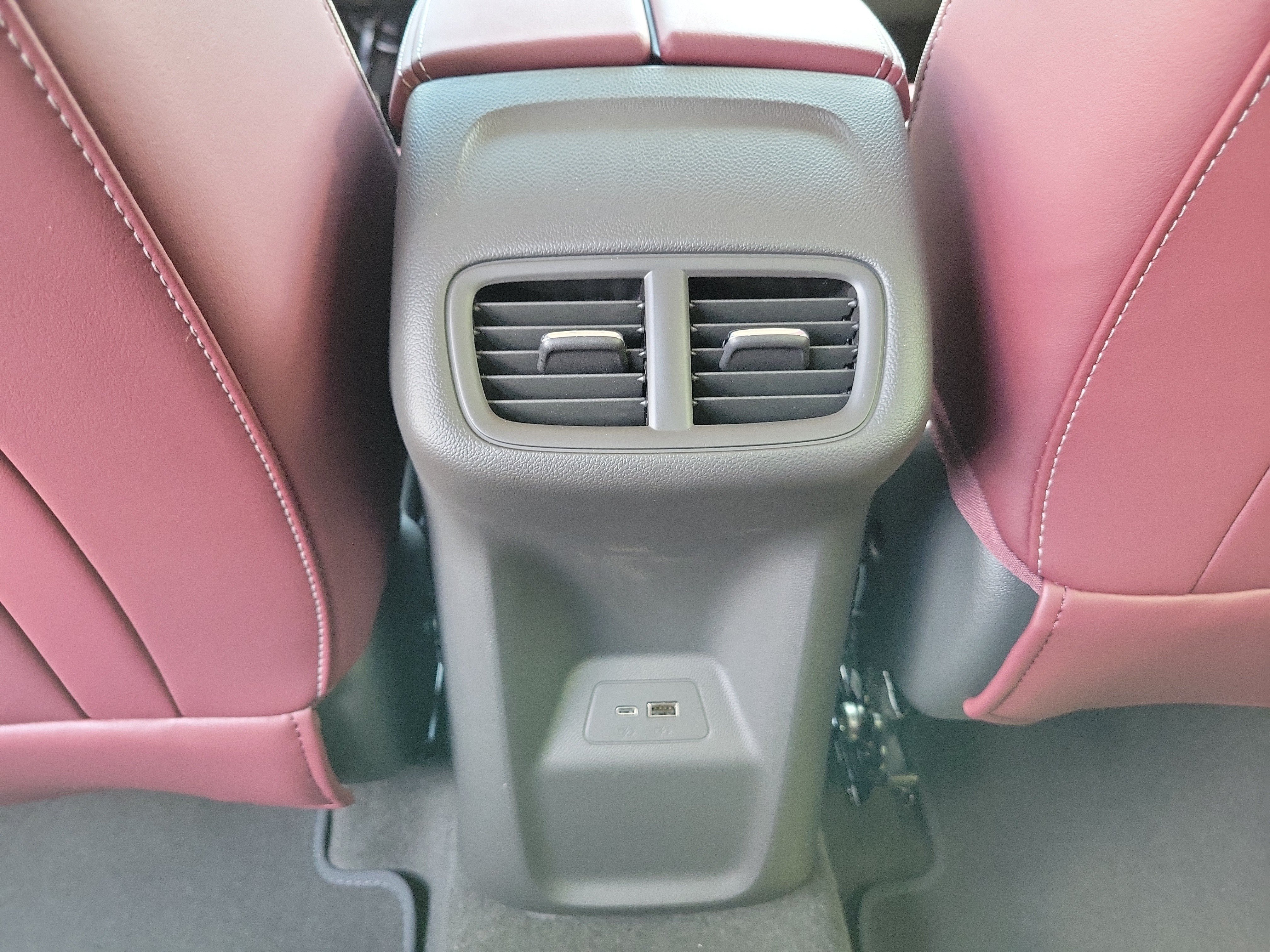 2026 Buick Envision Sport Touring - Photo 11