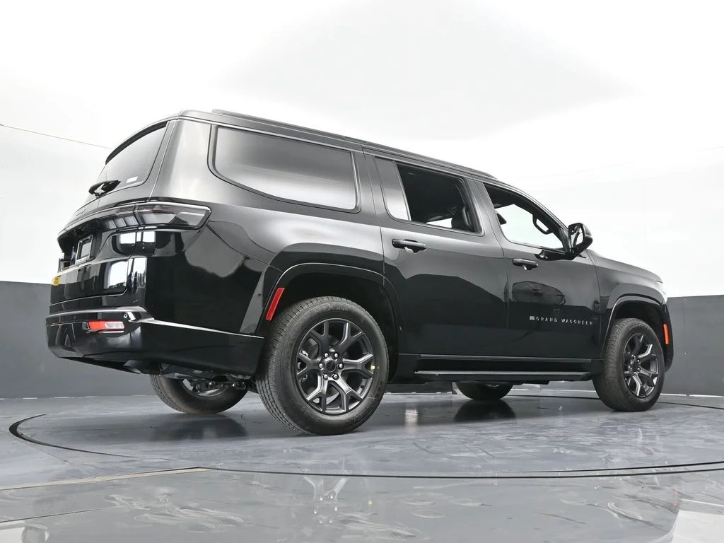 New 2026 High Gloss Black Exterior Paint Jeep Limited Altitude image 59
