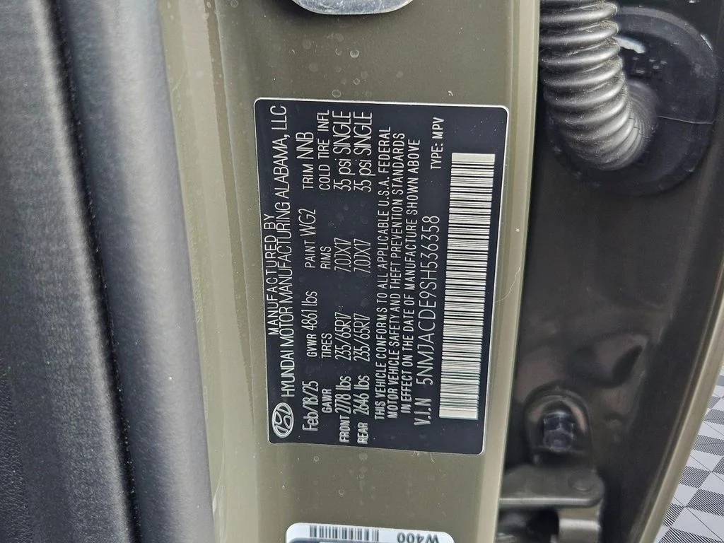Used 2025 Rockwood Green Hyundai SE image 33