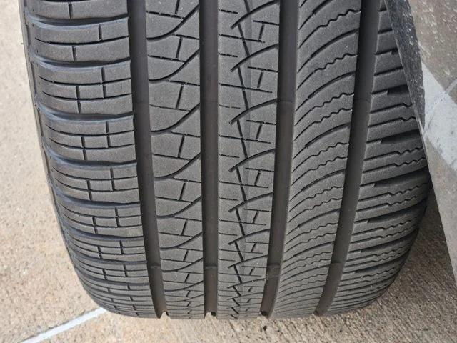 Certified Used 2024 Black Land Rover Autobiography image 11