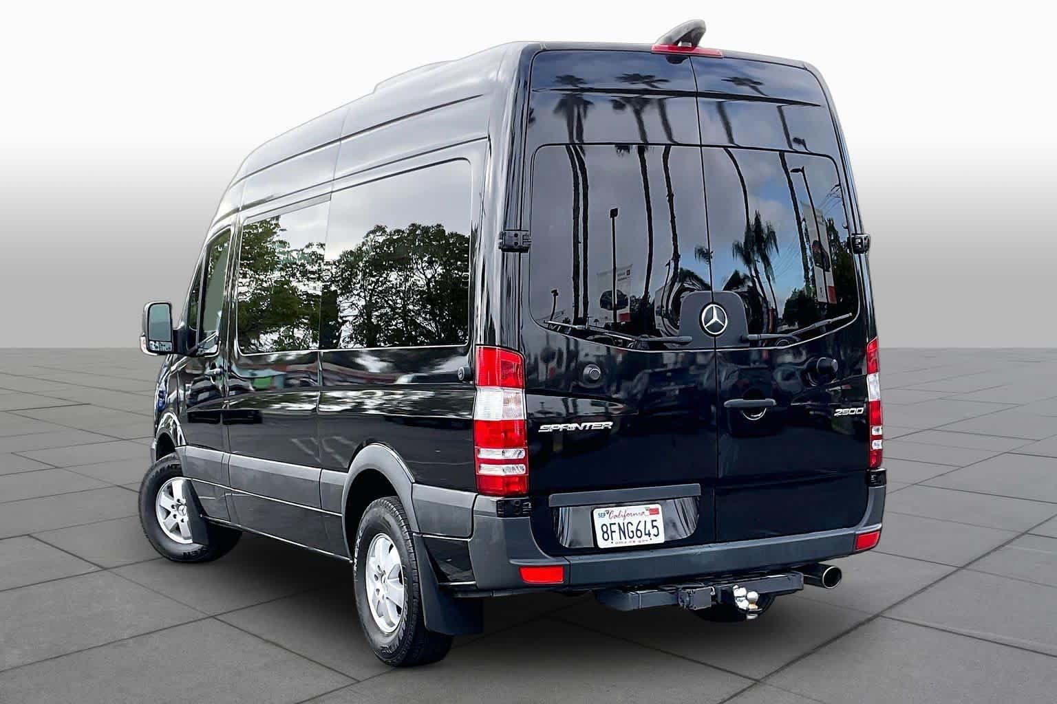 Used 2018 Obsidian Black Metallic Mercedes-Benz  image 11