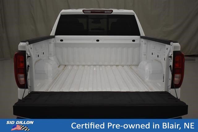 Used 2024 Summit White GMC SLE image 10