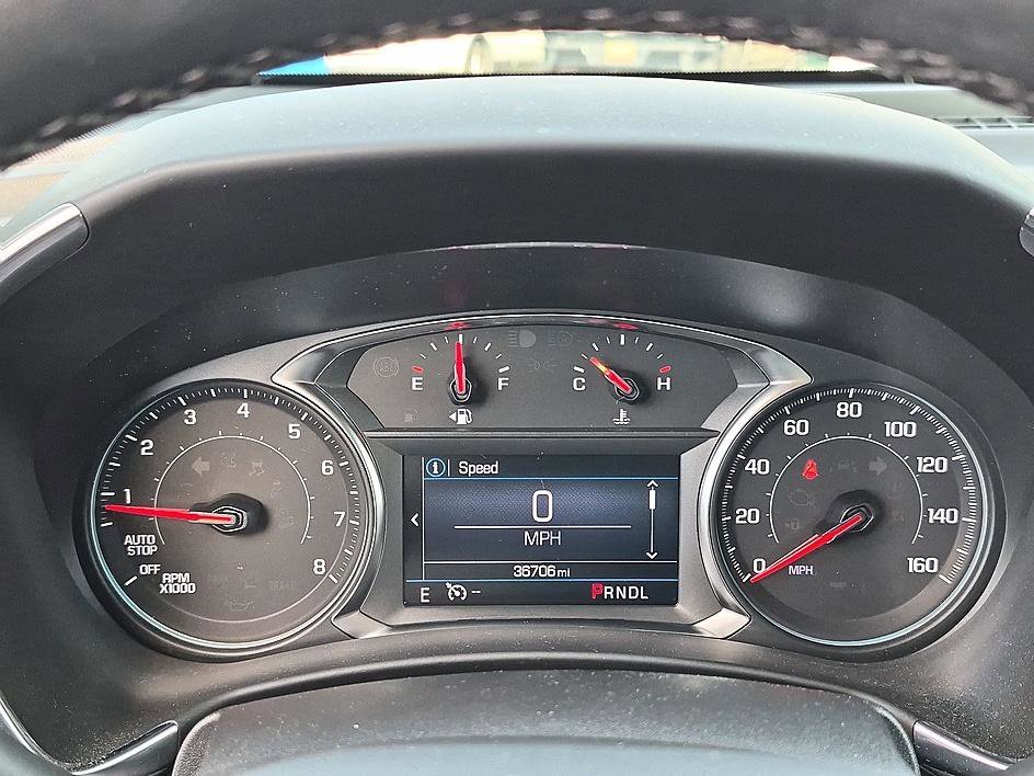 Used 2023 Summit White Chevrolet LT image 19