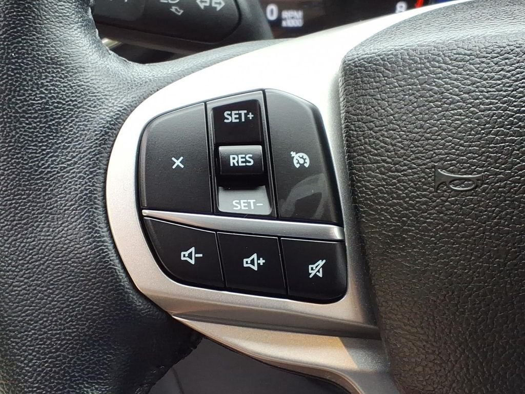 Certified Used 2023 Black Metallic Ford XLT image 28