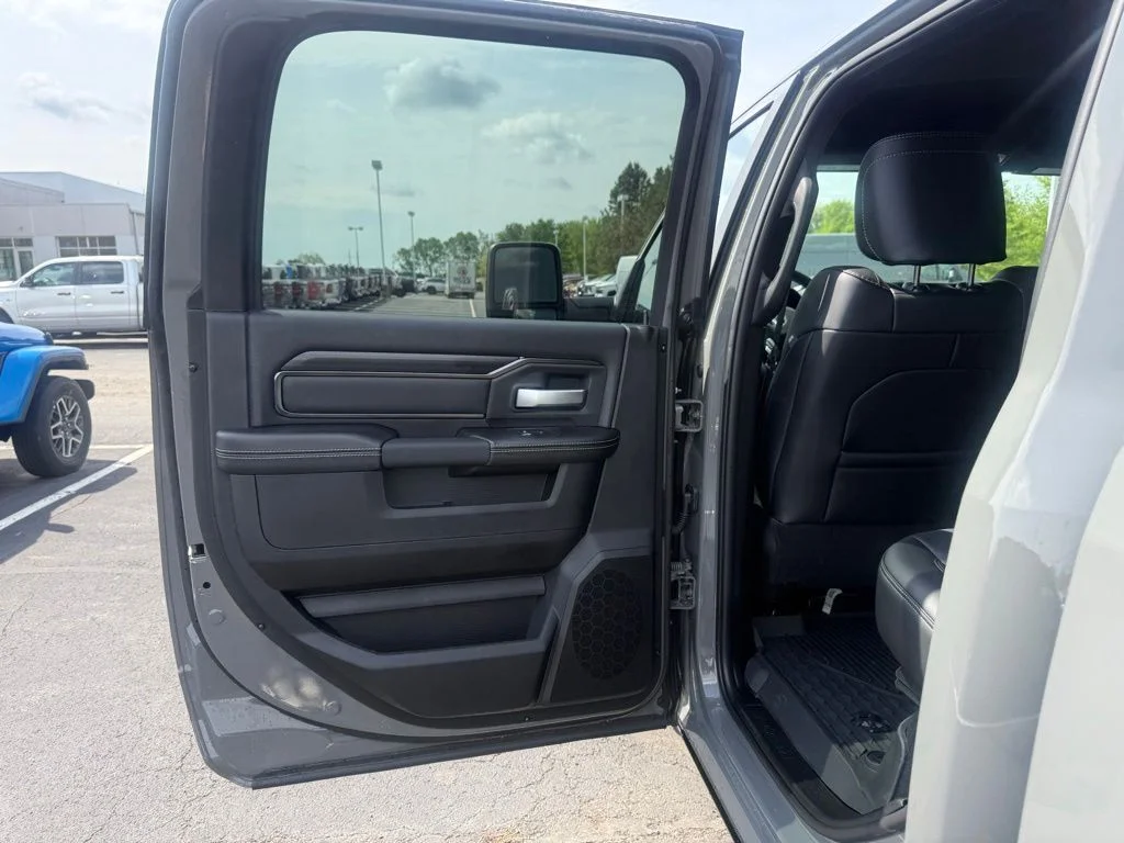 2026 RAM 2500 Rebel - Photo 33