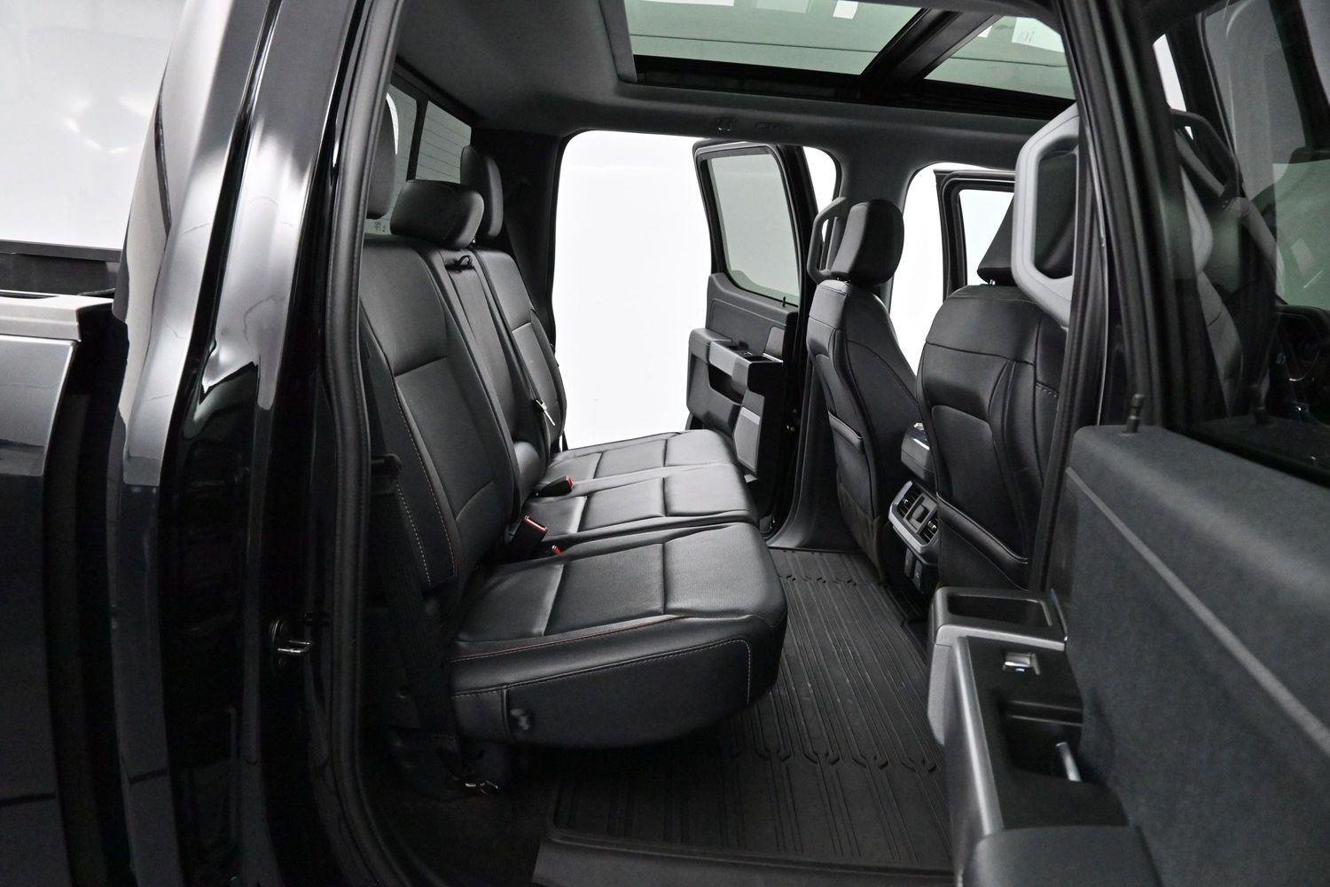 Used 2023 Black Ford XL image 33