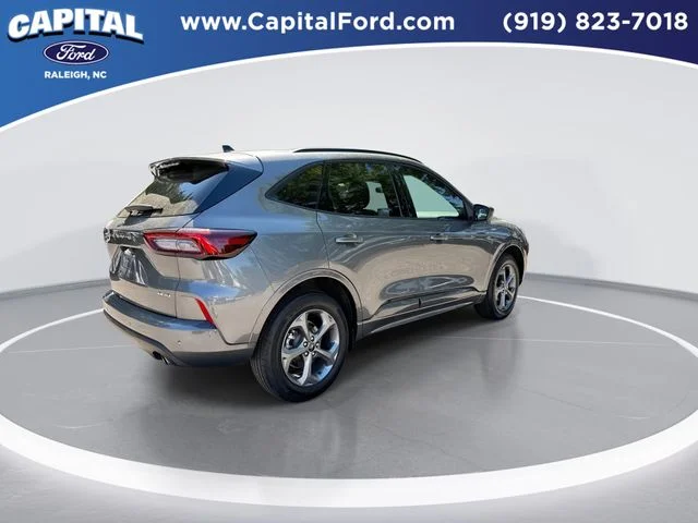 Used 2024 Gray Ford ST-Line image 8