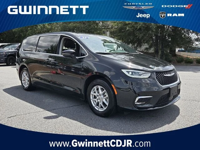 Used 2023 Black Chrysler Touring L image 1