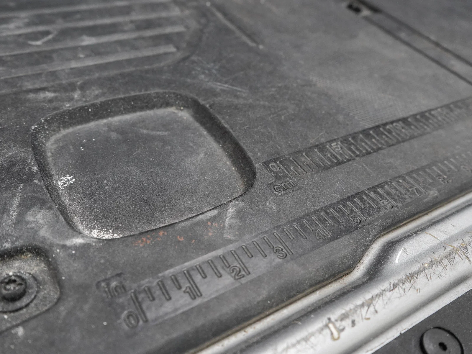 Used 2022  Ford XL image 10