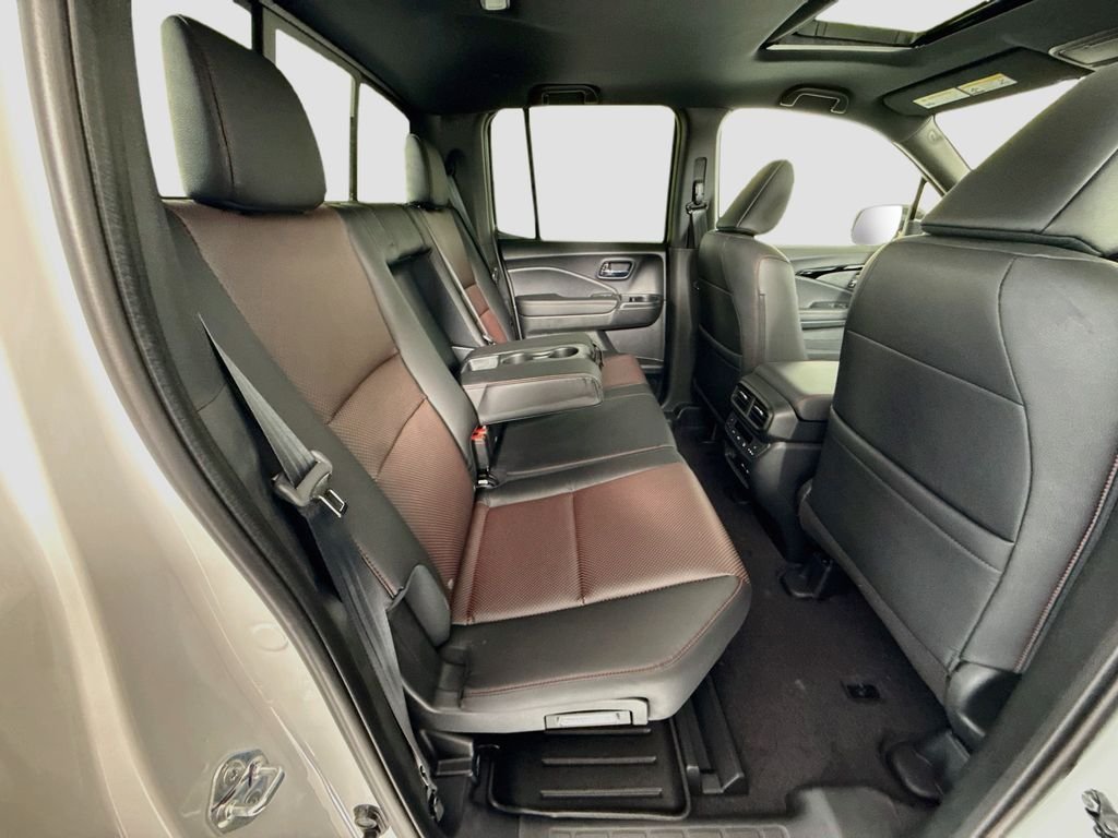 New 2026 Platinum White Pearl Honda Black Edition image 22