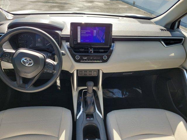Certified Used 2023 WIND CHILL PEARL Toyota  image 14